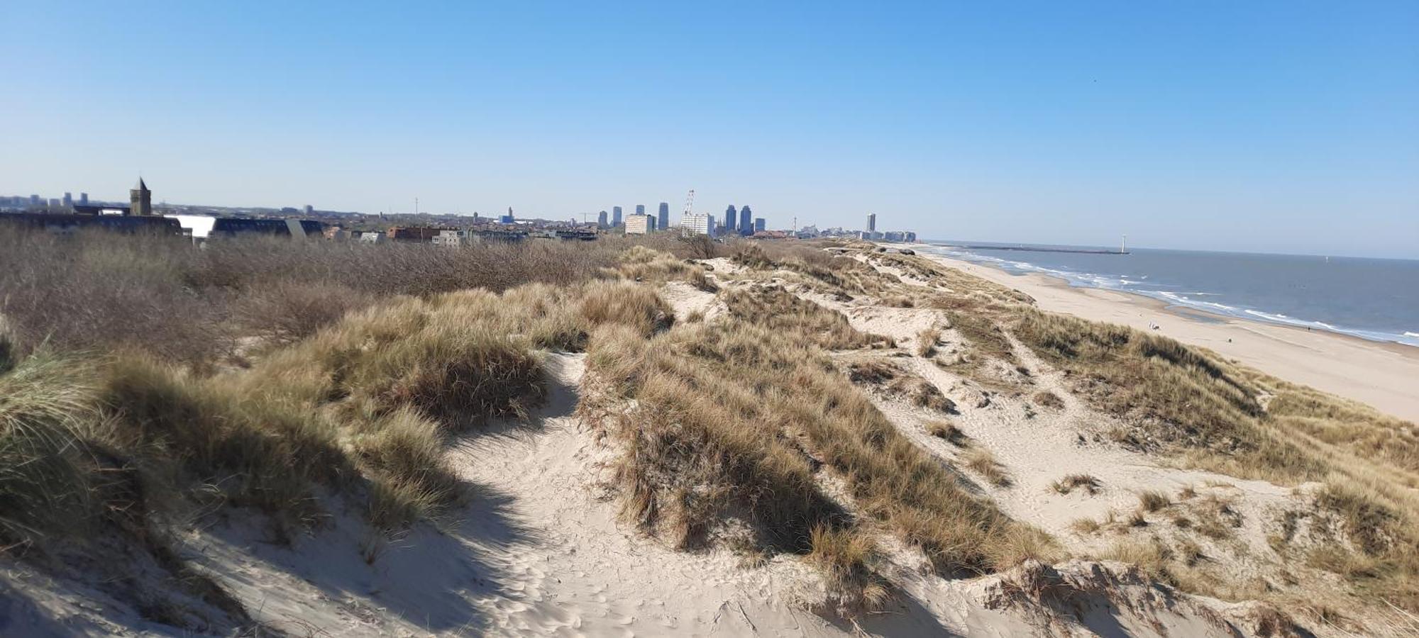 Appartement Residentie Astrid Met Private Parking Bredene Eksteriør billede